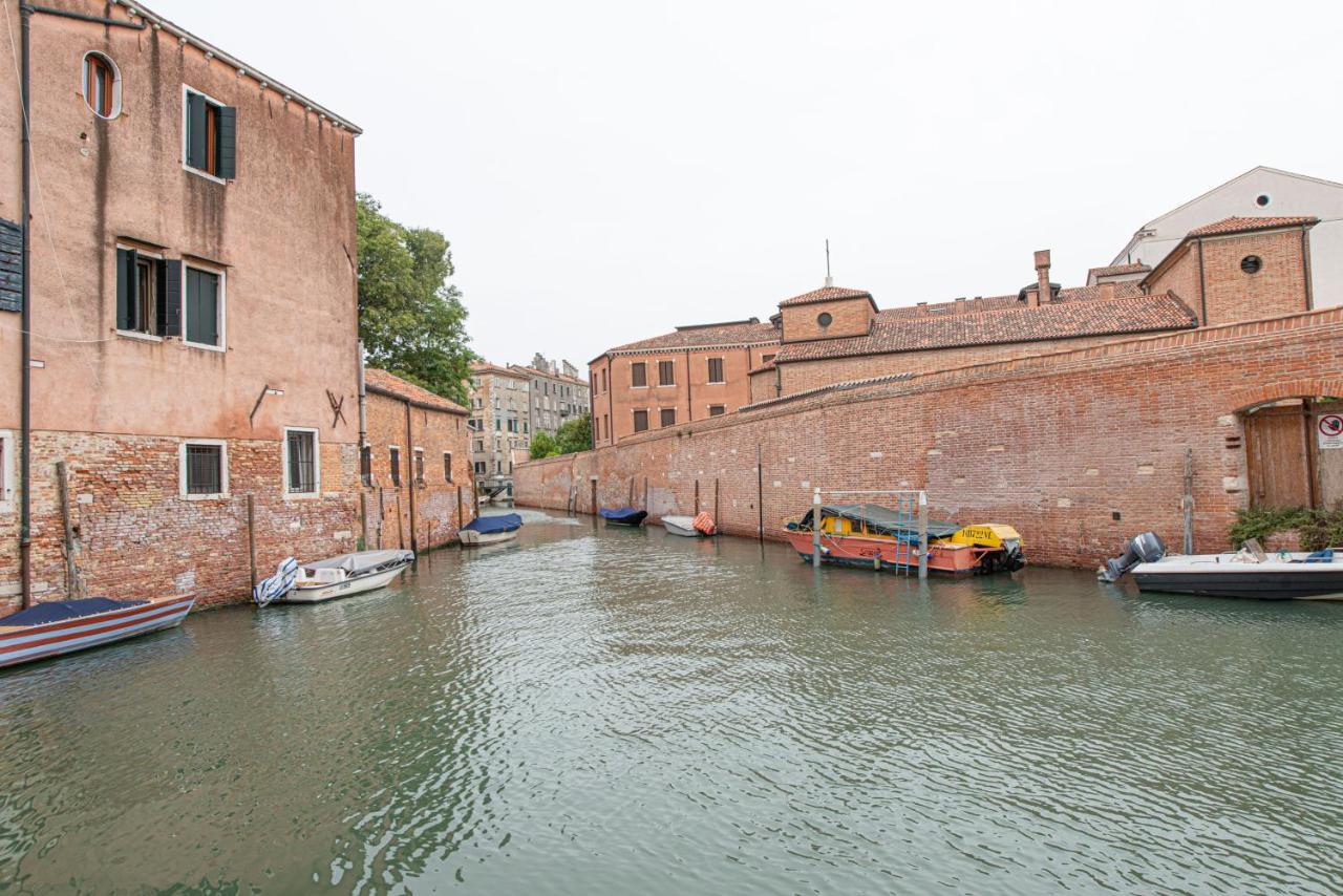 Ca' Leoncino - Canal Front Venise